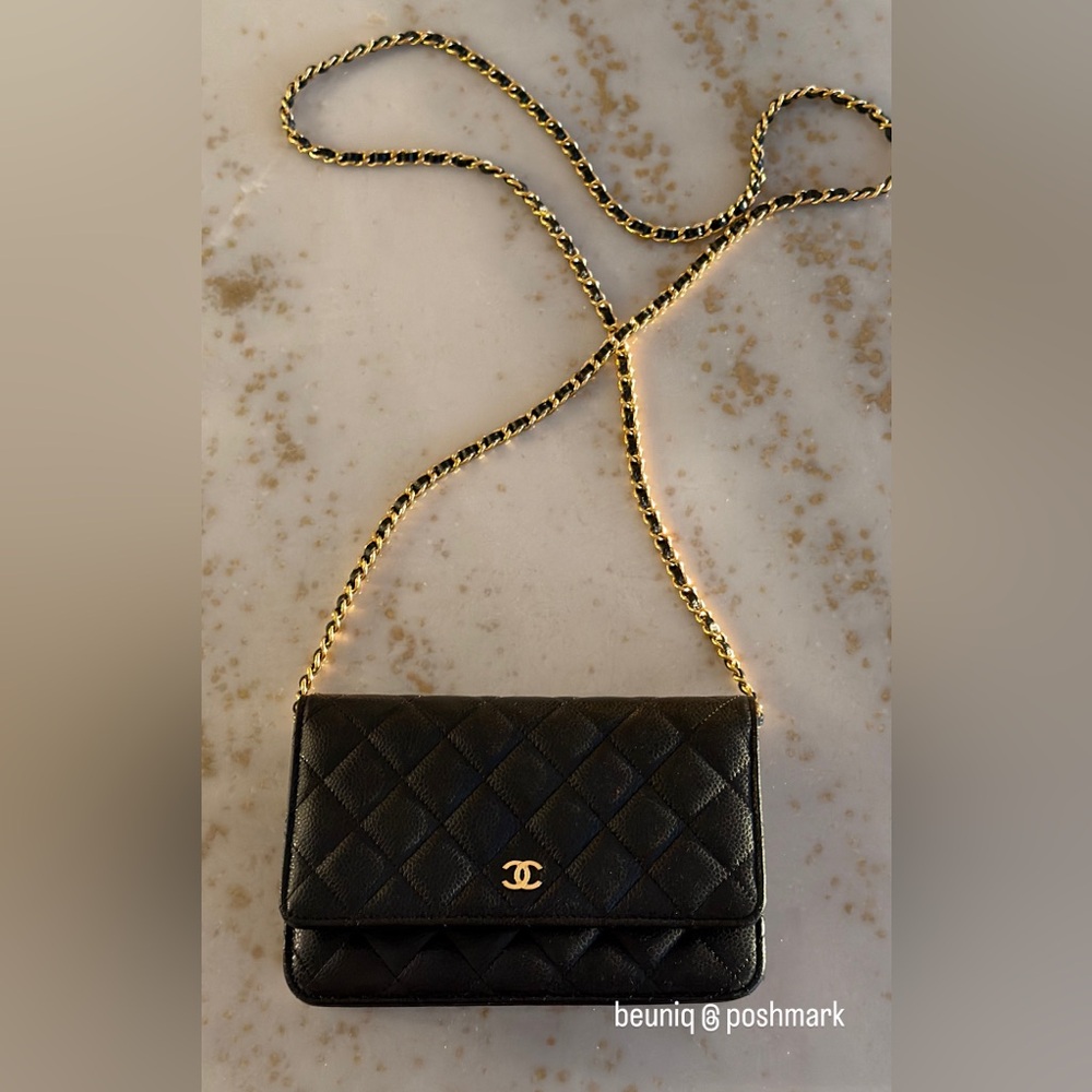Chanel Black Caviar Quilted Wallet On Chain GHW - Picture 3 of 9